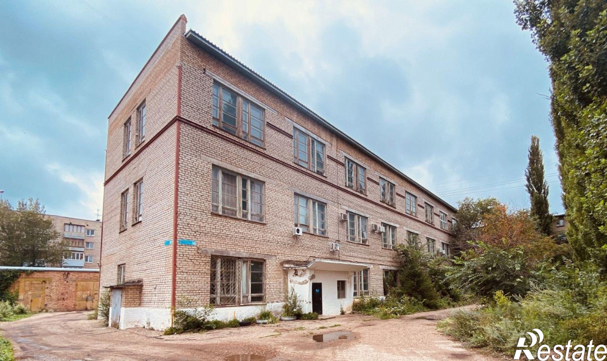 Купить помещение свободного назначения за 26 520 800 рублей на ул Островского, 53