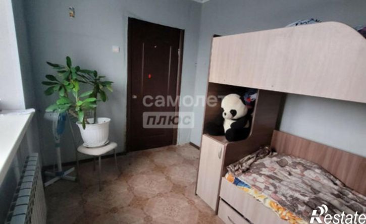 4-комн квартира улица Калинина, 50,  д. 50