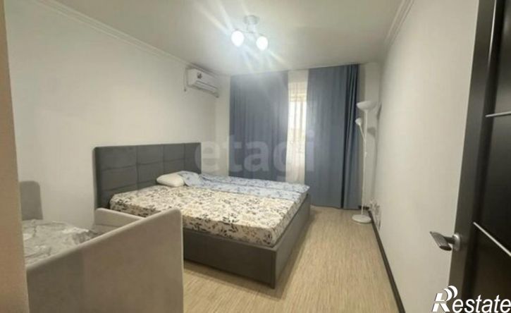 4-комн квартира ул Бекетова, 10,  д. 10