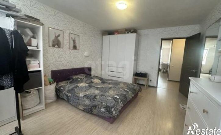 4-комн квартира ул Бекетова, 10,  д. 10