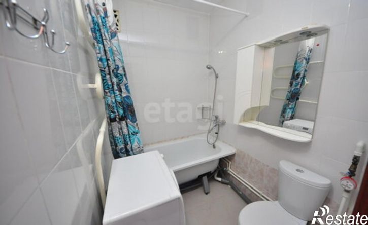 1-комн квартира б-р Космонавтов, 44,  д. 44