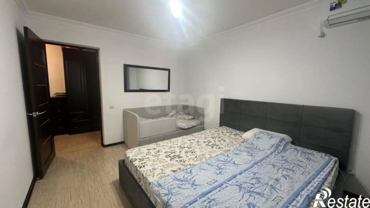4-комн квартира улица Бекетова, 10,  д. 10