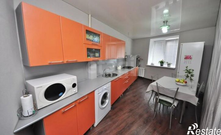 4-комн квартира ул Ленинградская, 35,  д. 35