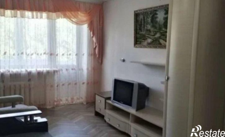2-комн квартира улица Калинина, 49,  д. 49