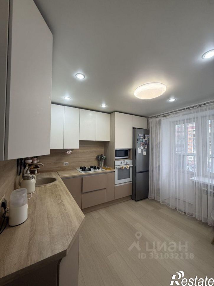 2-комн квартира Ленинградская улица, 42,  д. 42