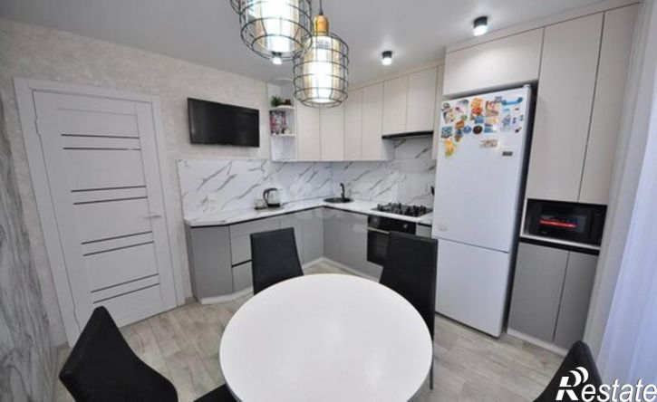 2-комн квартира ул Ленинградская, 42,  д. 42