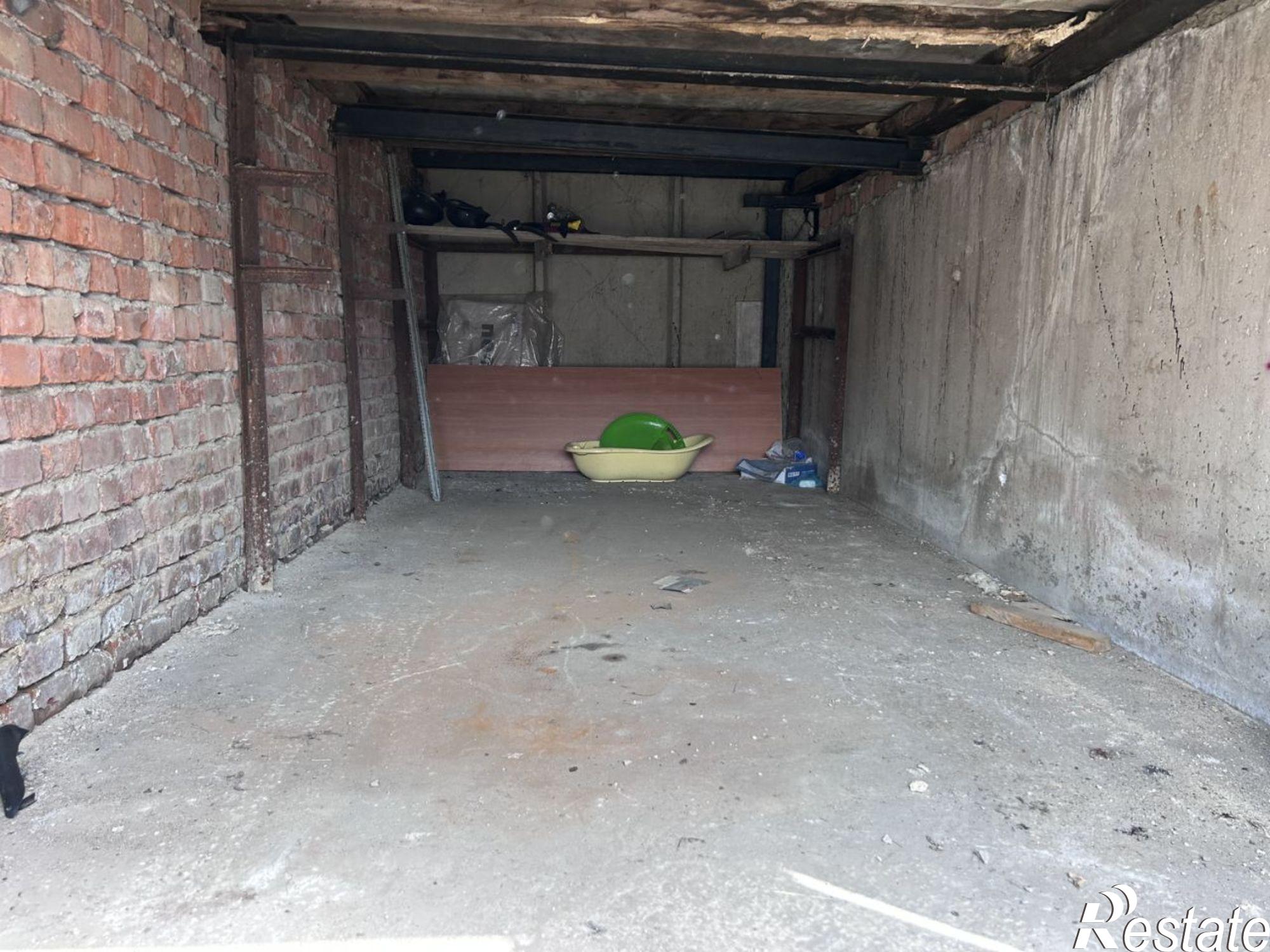 Купить гараж, место в паркинге за 135 008 рублей на Уфимская улица, 40