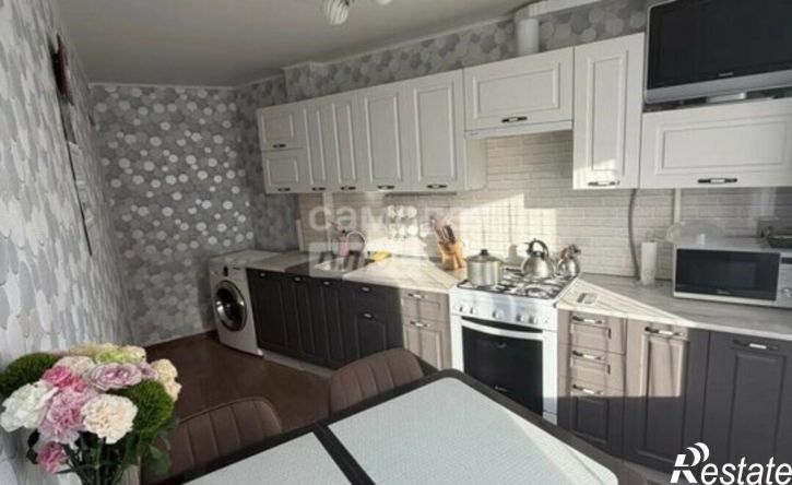 4-комн квартира ул Пархоменко, 15,  д. 15