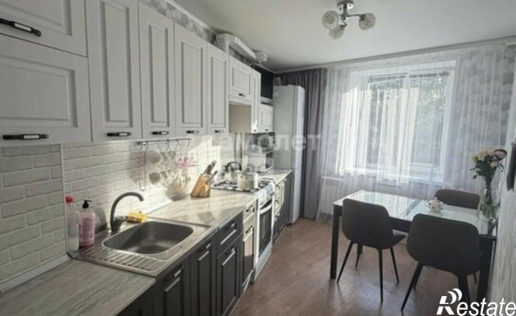 4-комн квартира ул Пархоменко, 15,  д. 15