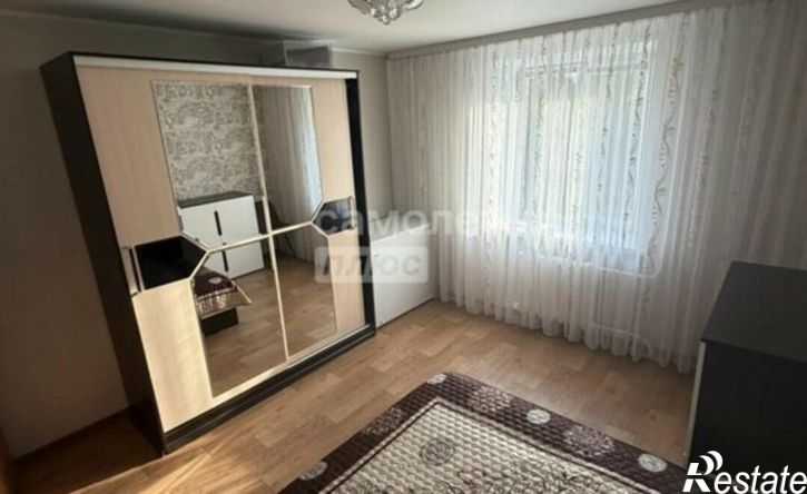 4-комн квартира ул Пархоменко, 15,  д. 15