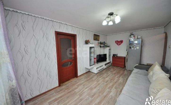 3-комн квартира б-р Космонавтов, 32,  д. 32