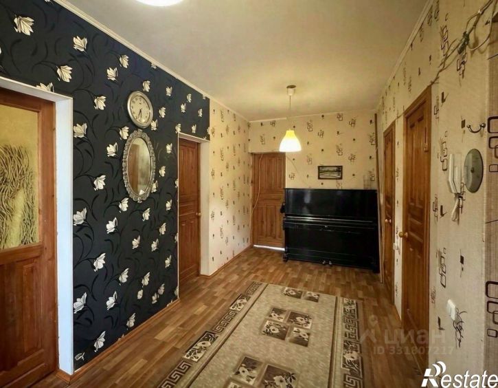 3-комн квартира пр-кт Нефтяников, 25,  д. 25