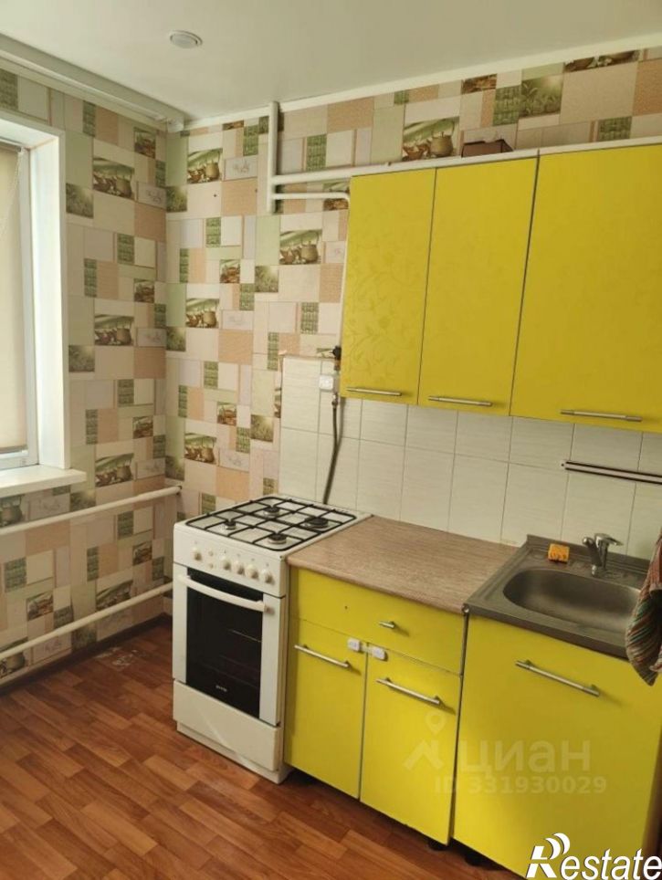 1-комн квартира пр-кт Нефтяников, 2,  д. 2