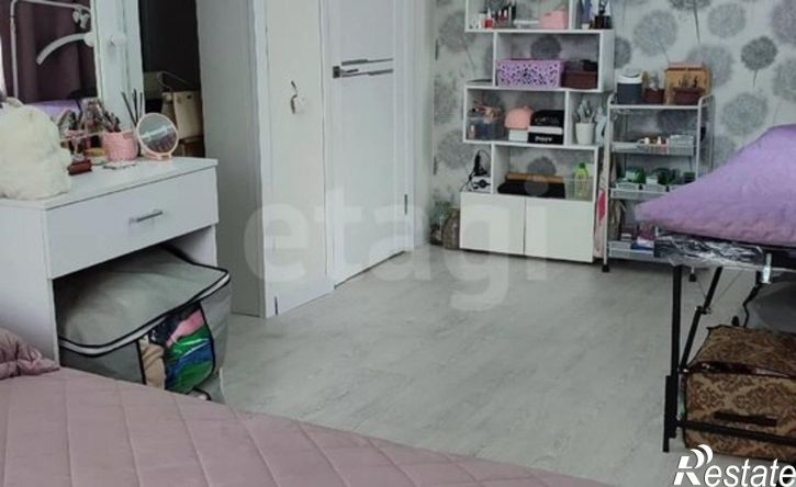 3-комн квартира ул Хмельницкого, 20,  д. 20