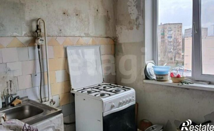 3-комн квартира б-р Космонавтов, 32,  д. 32