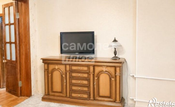 3-комн квартира ул Горького, 8,  д. 8