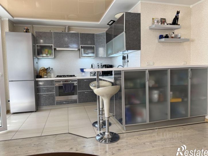 3-комн квартира ул Ленинградская, 11,  д. 11