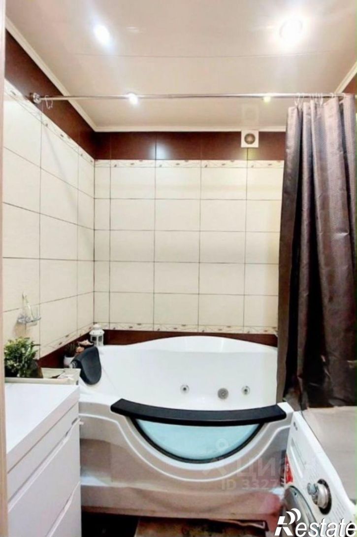 3-комн квартира б-р Юлаева, 8а,  д. 8а