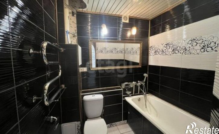 1-комн квартира б-р Космонавтов, 4,  д. 4