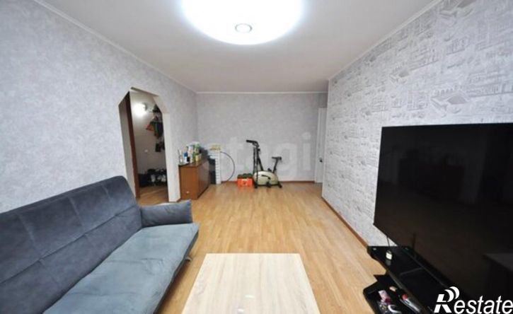 3-комн квартира б-р Космонавтов, 18,  д. 18