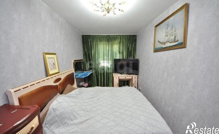 3-комн квартира б-р Космонавтов, 18,  д. 18