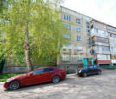 3-комн, 65кв м, этаж 1/5 ул Ленинградская, 85