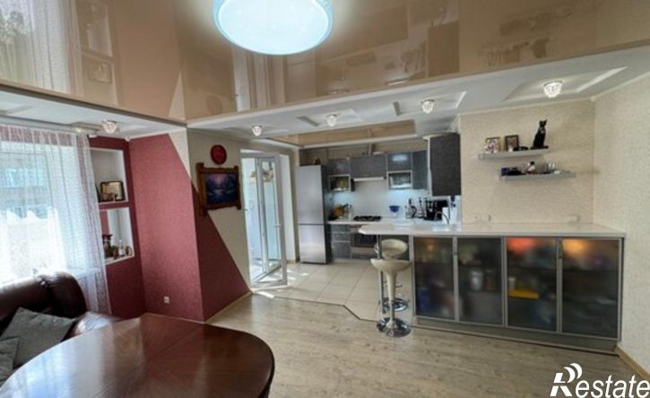 3-комн квартира ул Ленинградская, 11,  д. 11