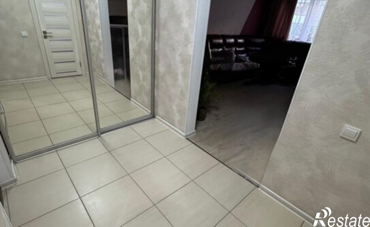 3-комн квартира ул Ленинградская, 11,  д. 11