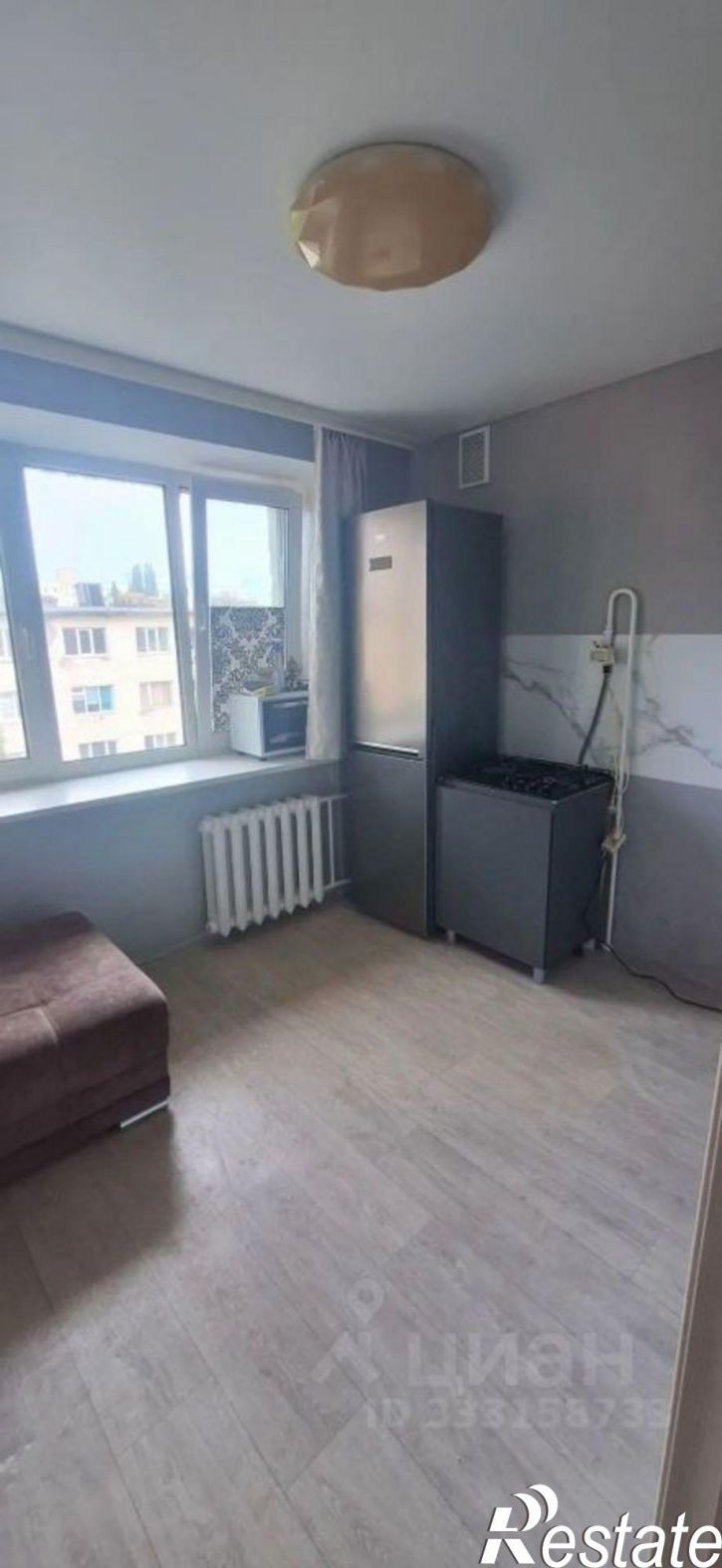 1-комн квартира б-р Космонавтов, 4,  д. 4