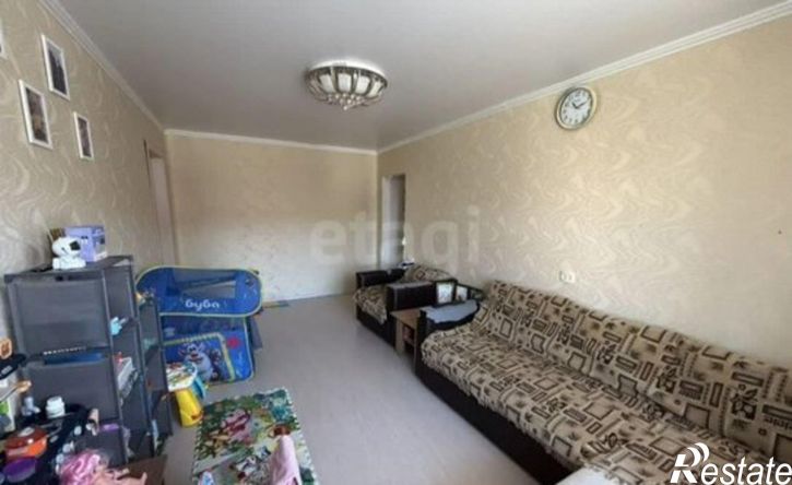 2-комн квартира пр-кт Нефтяников, 5,  д. 5