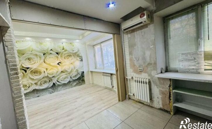 2-комн квартира пр-кт Нефтяников, 1,  д. 1