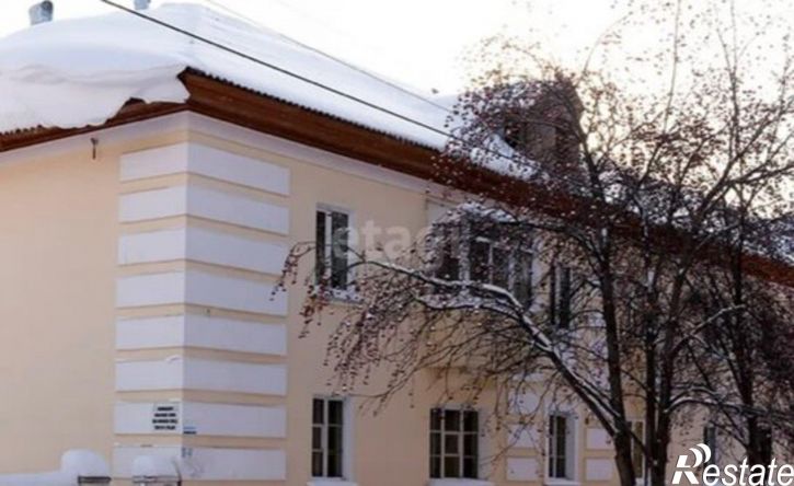 3-комн квартира ул Колхозная, 10,  д. 10