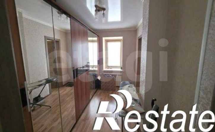 3-комн квартира Октябрьская улица, 38,  д. 38