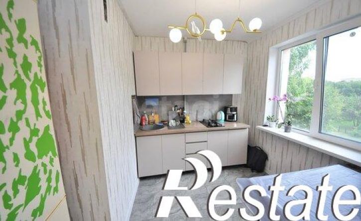 3-комн квартира улица 30 лет Победы, 18,  д. 18