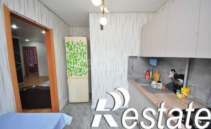 3-комн квартира улица 30 лет Победы, 18,  д. 18