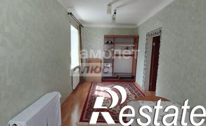 3-комн квартира улица Хмельницкого, 42,  д. 42
