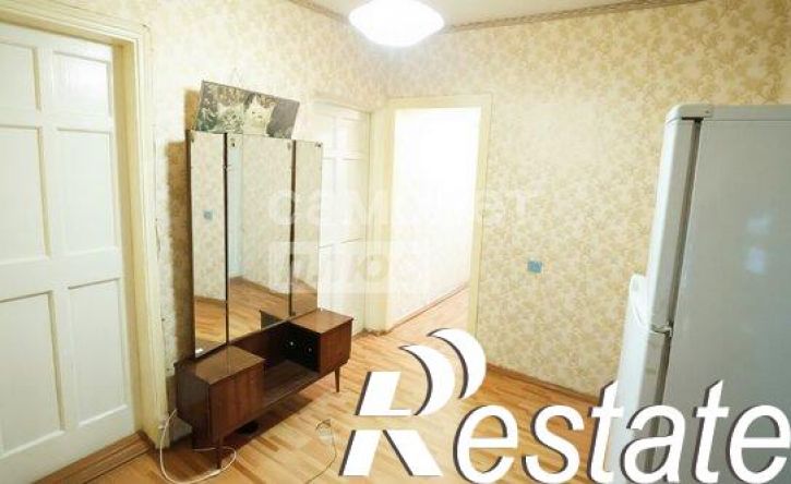 3-комн квартира улица Хмельницкого, 42,  д. 42