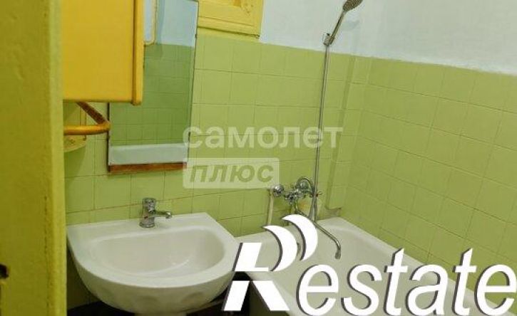 3-комн квартира улица Хмельницкого, 42,  д. 42