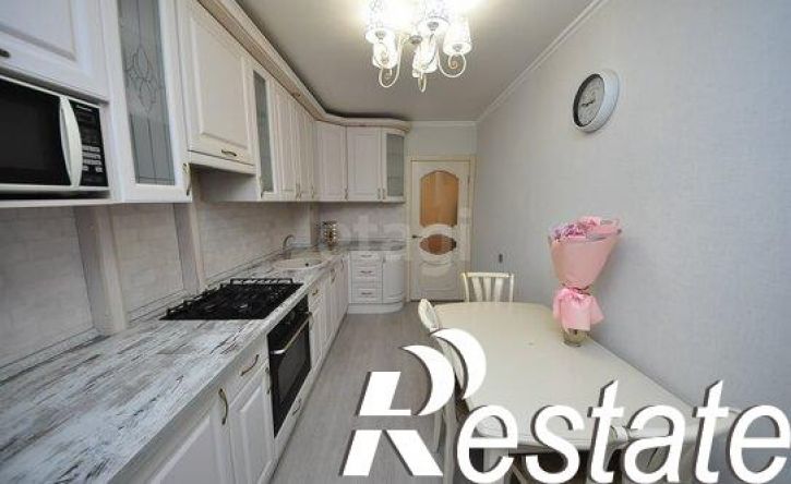 3-комн квартира бульвар Салавата Юлаева, 11А,  д. 11А