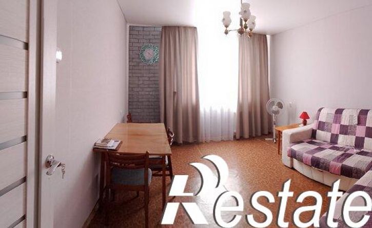 2-комн квартира улица Калинина, 87,  д. 87